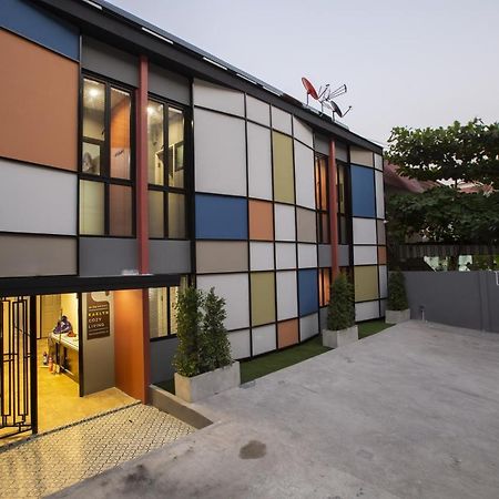 Kaelyn Cozy Living Hotel Bangkok Kültér fotó